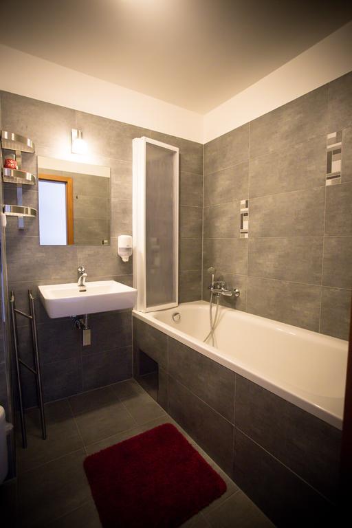 As Hotel ברנו מראה חיצוני תמונה